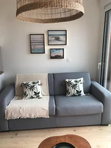 Maison De 2 Personnes, Ossature Bois, A Gilles Croix De Vie 85 *